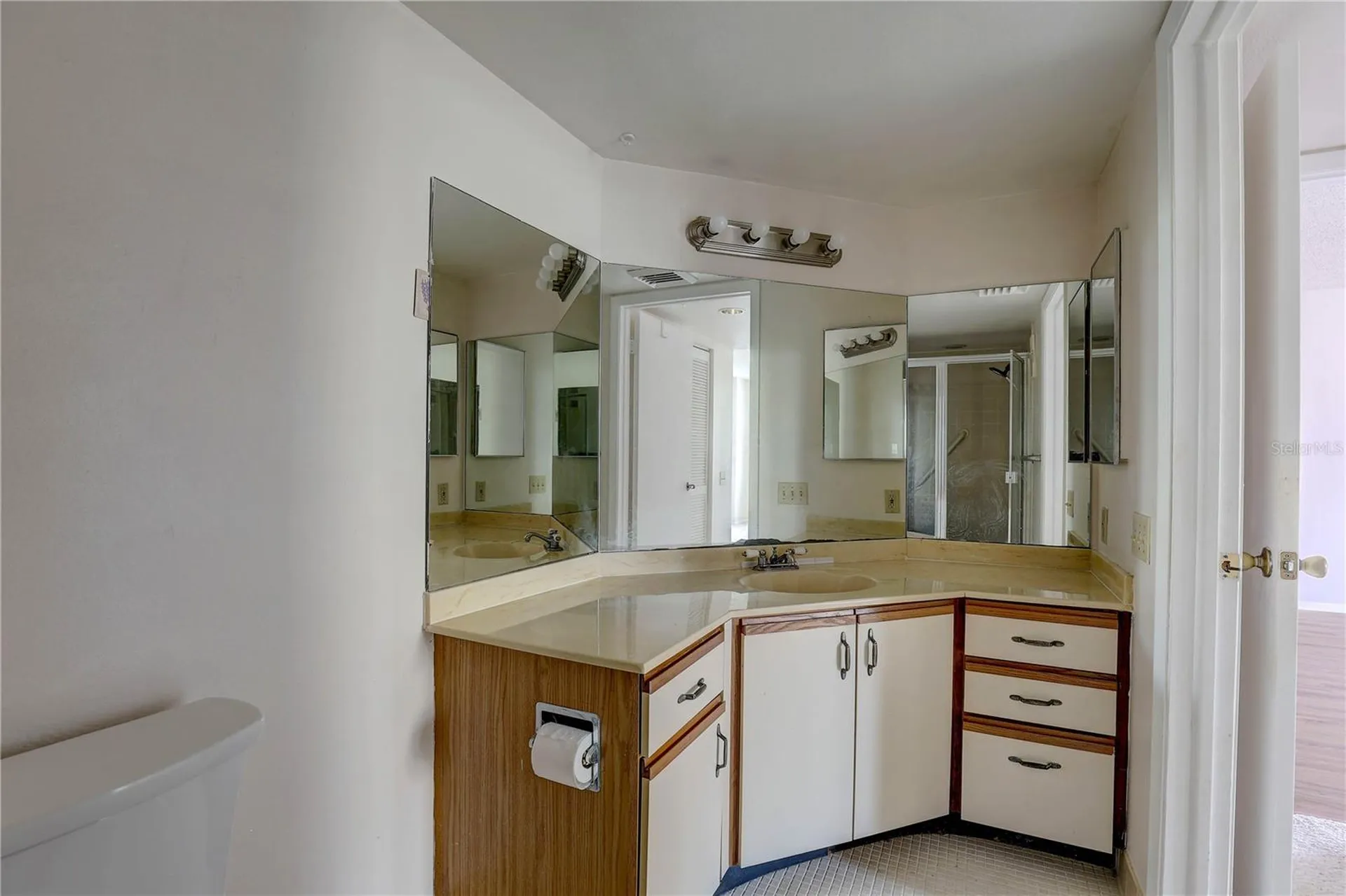 2333 Feather Sound Drive Clearwater FL 33762