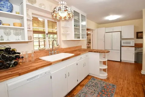 160 Bayshore Drive Terra Ceia FL 34250