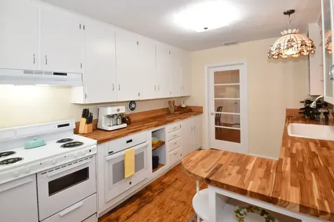 160 Bayshore Drive Terra Ceia FL 34250