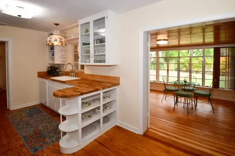 160 Bayshore Drive Terra Ceia FL 34250