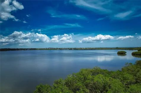 160 Bayshore Drive Terra Ceia FL 34250