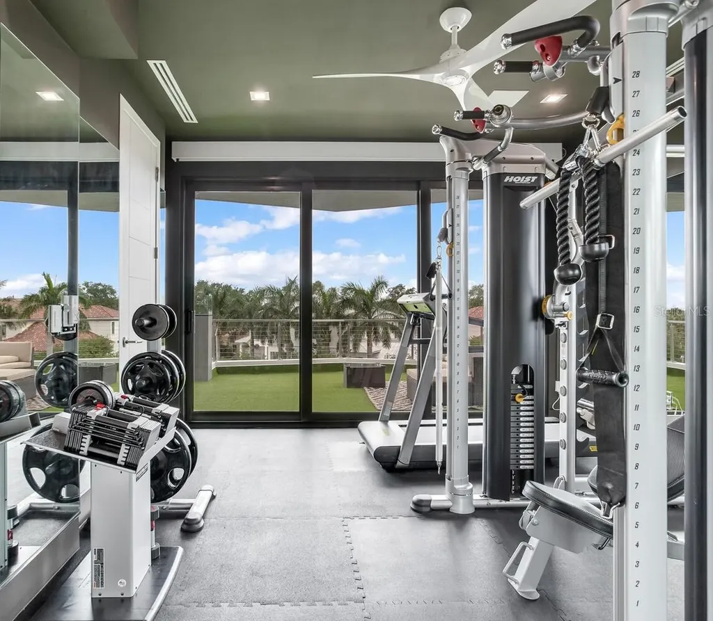 5131 W Neptune Way Tampa FL 33609