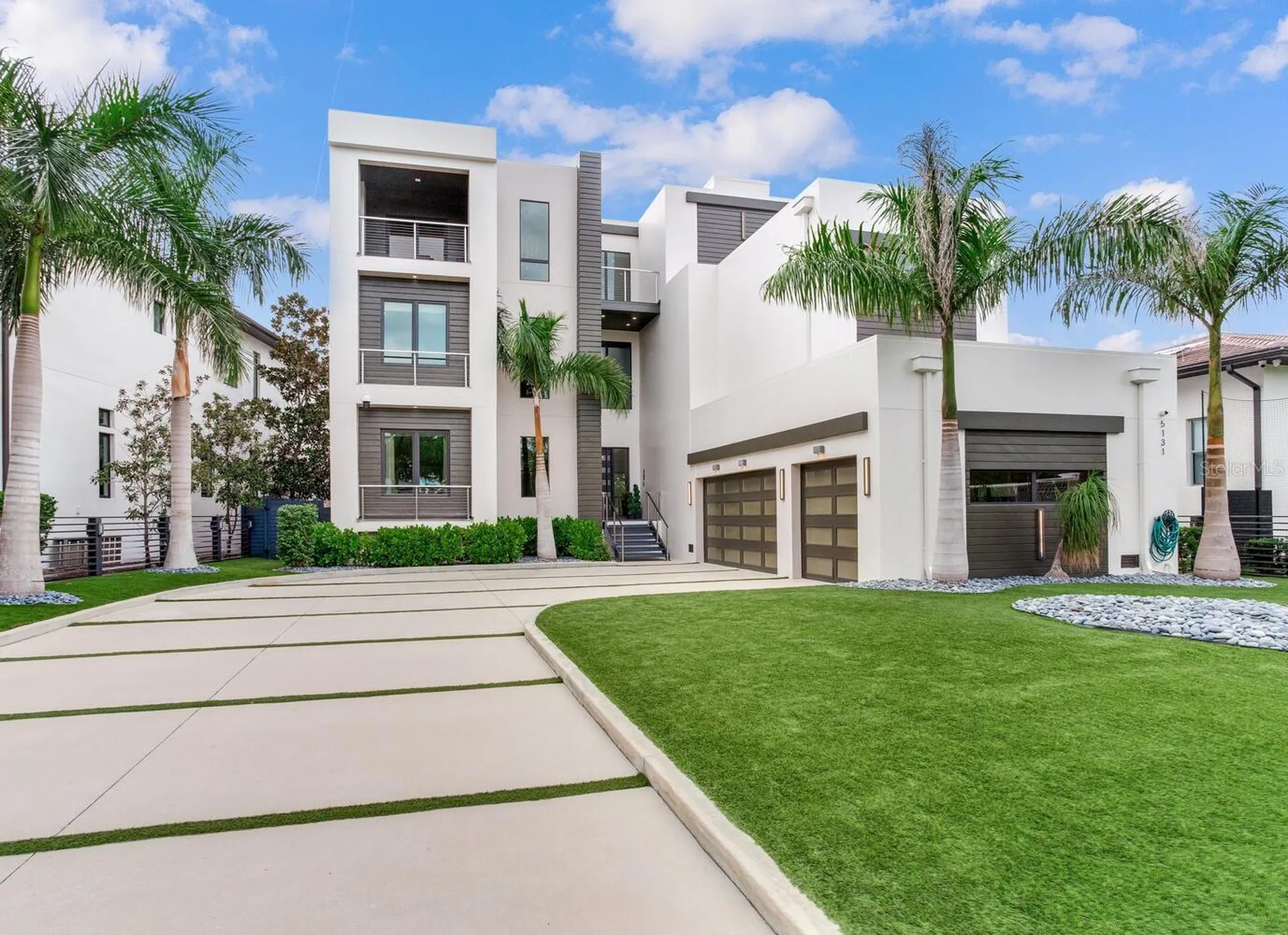 5131 W Neptune Way Tampa FL 33609
