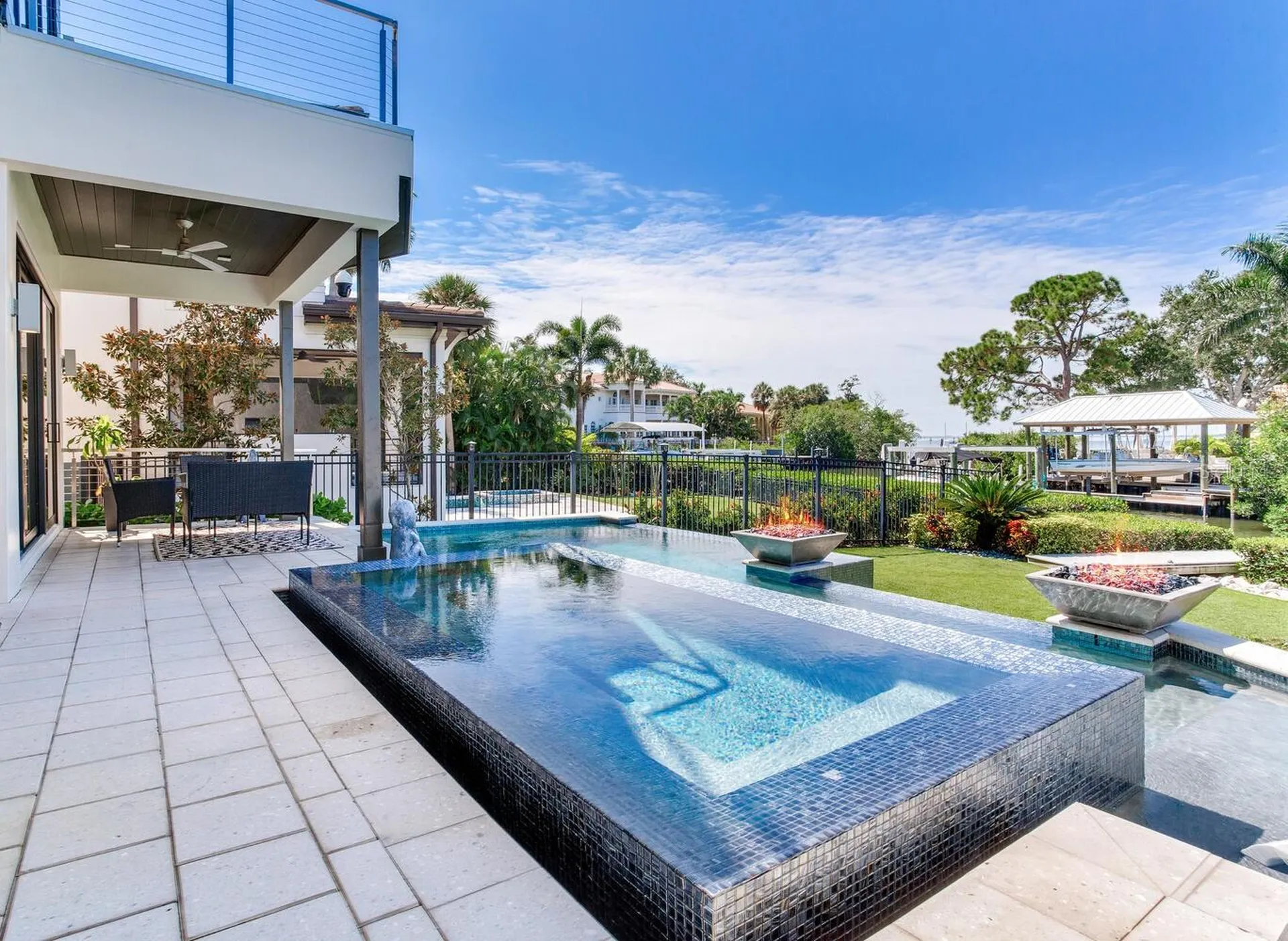 5131 W Neptune Way Tampa FL 33609