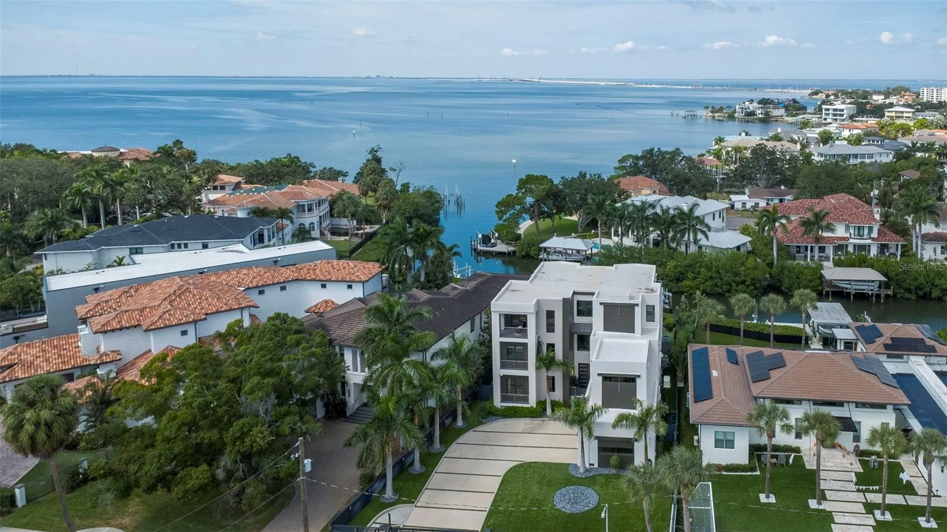 5131 W Neptune Way Tampa FL 33609