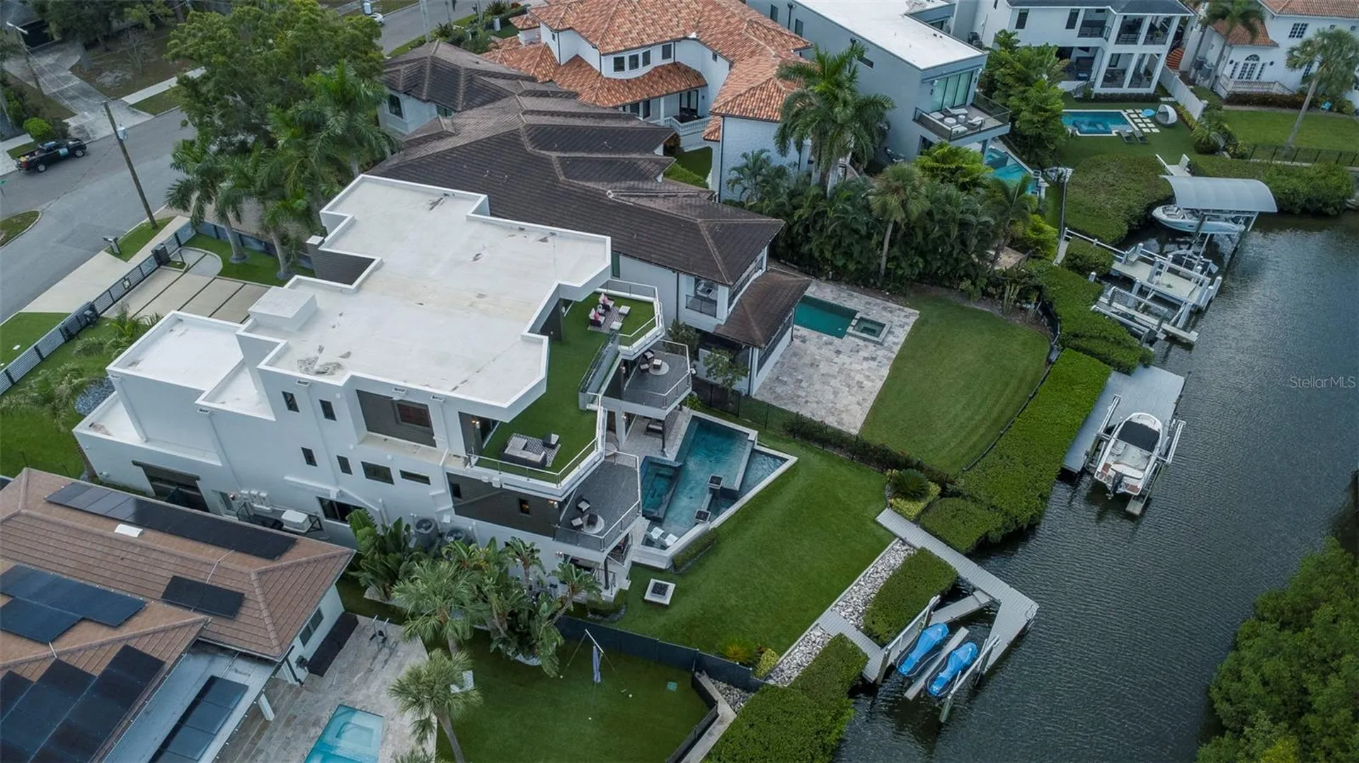 5131 W Neptune Way Tampa FL 33609