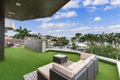 5131 W Neptune Way Tampa FL 33609
