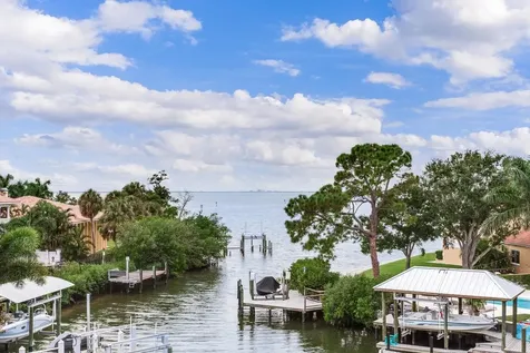 5131 W Neptune Way Tampa FL 33609