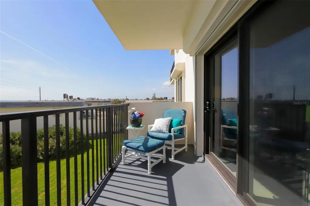 2860 Ocean Shore Boulevard Ormond By The Sea FL 32176