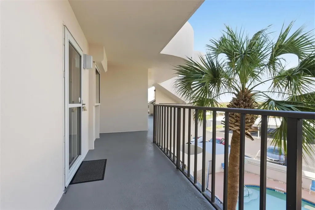 2860 Ocean Shore Boulevard Ormond By The Sea FL 32176
