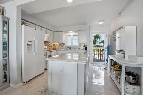 2860 Ocean Shore Boulevard Ormond By The Sea FL 32176