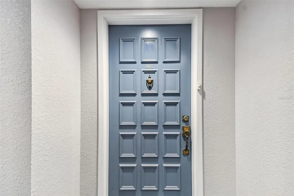 6372 Palma Del Mar Boulevard S St Petersburg FL 33715
