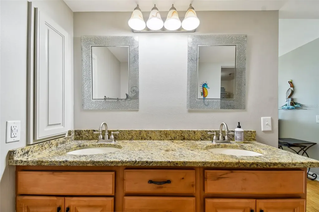 6372 Palma Del Mar Boulevard S St Petersburg FL 33715