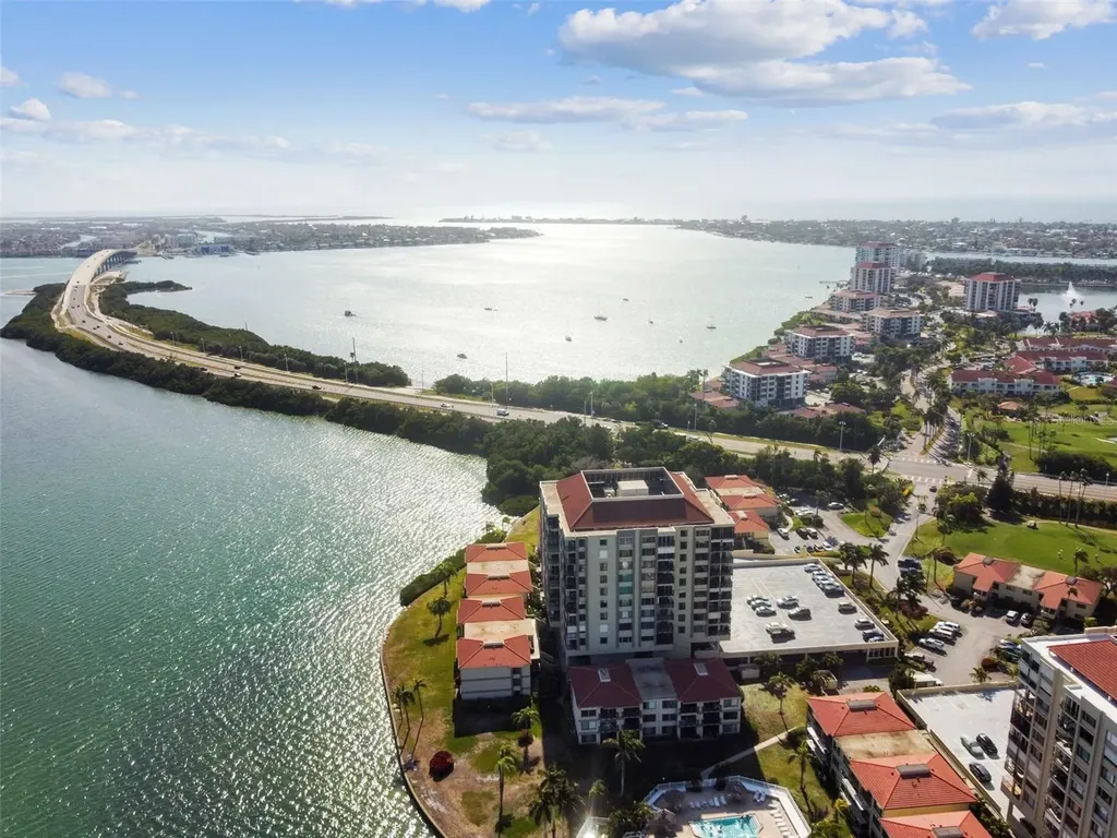6372 Palma Del Mar Boulevard S St Petersburg FL 33715