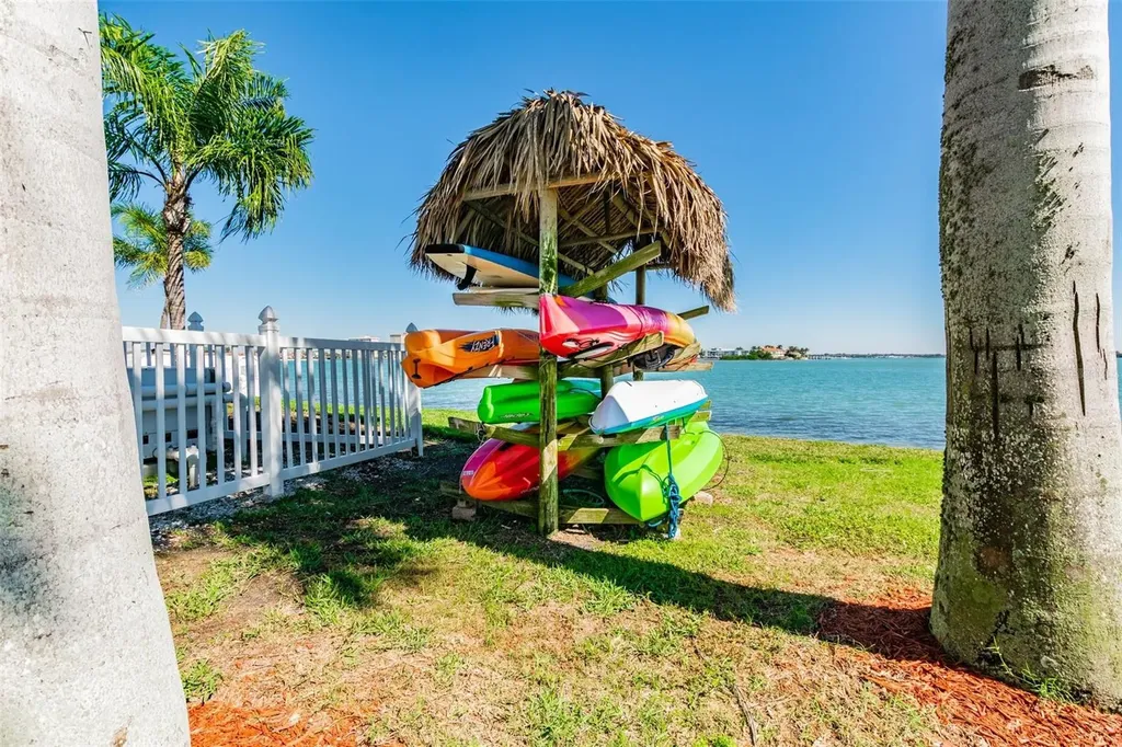 6372 Palma Del Mar Boulevard S St Petersburg FL 33715