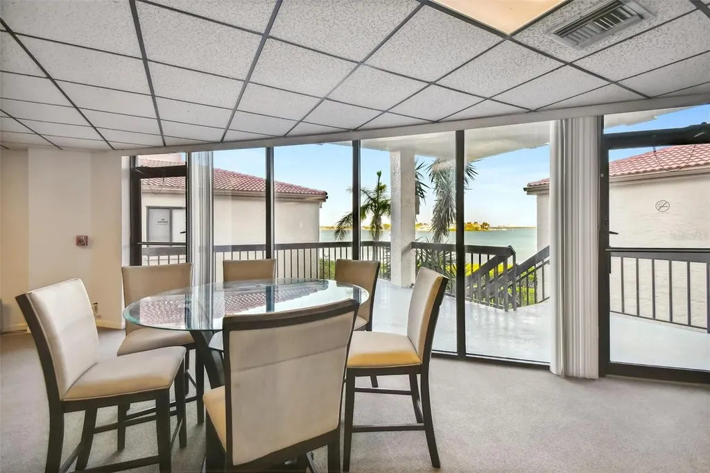 6372 Palma Del Mar Boulevard S St Petersburg FL 33715