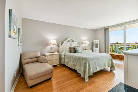 6372 Palma Del Mar Boulevard S St Petersburg FL 33715