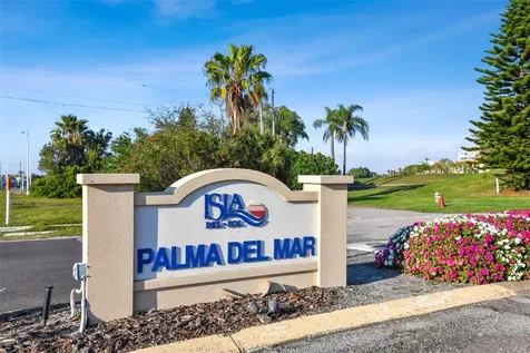 6372 Palma Del Mar Boulevard S St Petersburg FL 33715