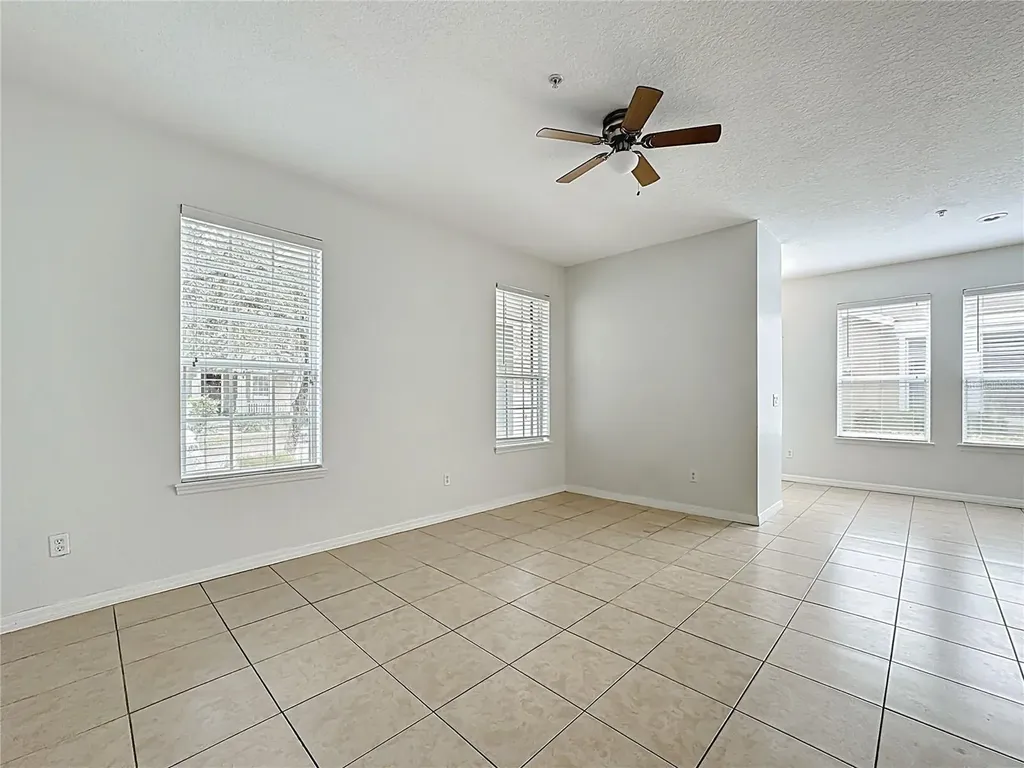 10338 Lake District Lane Orlando FL 32832