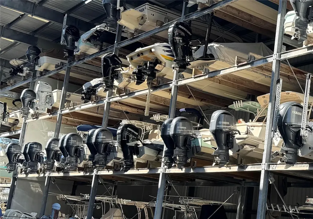 100 Circuit Road Nokomis FL 34275