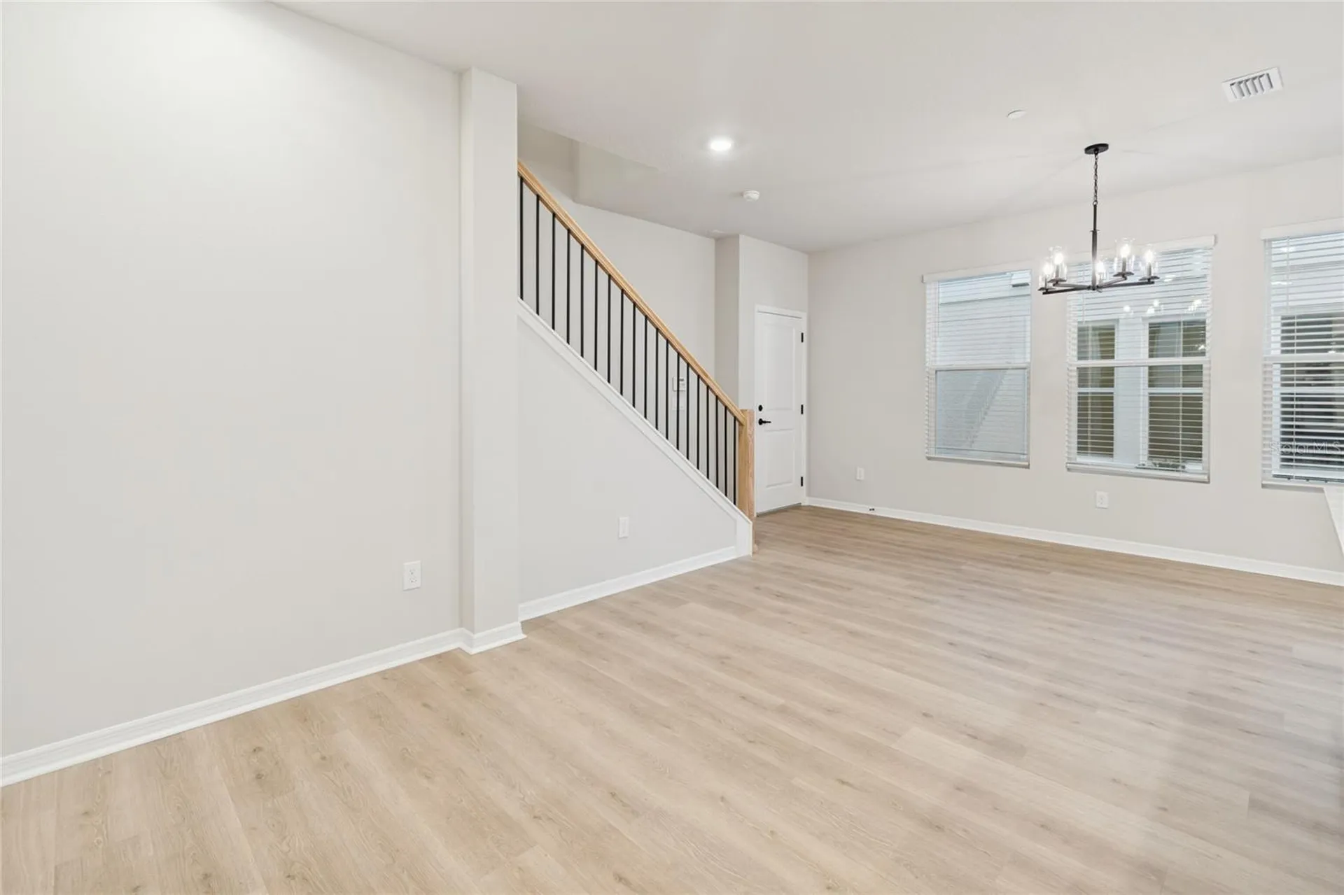 4317 Roush Avenue Orlando FL 32803