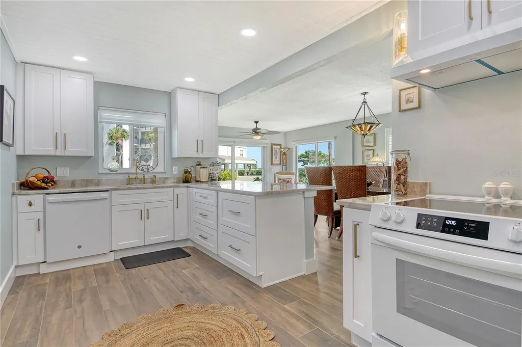 4780 Gulf Of Mexico Drive Villa 5 Longboat Key FL 34228