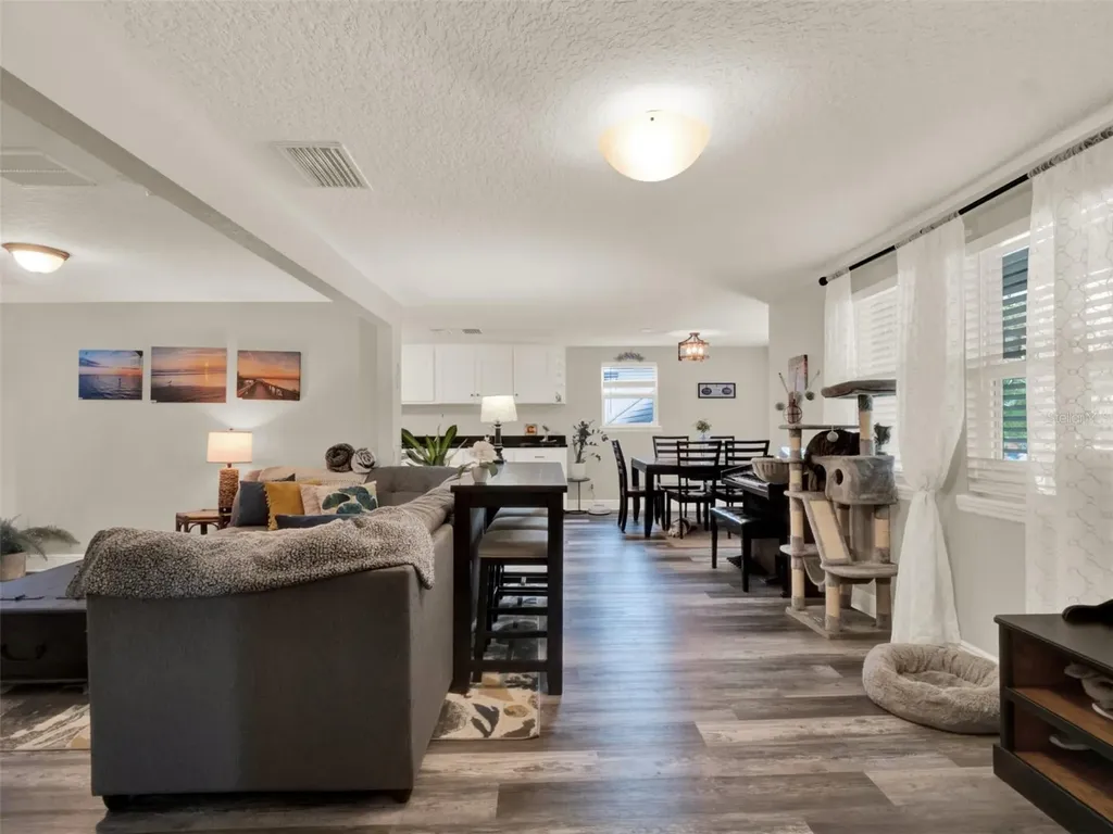 2721 Evergreen Drive Edgewater FL 32141