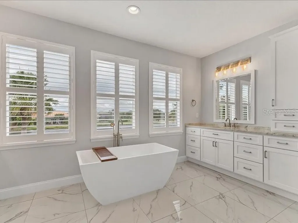 6702 Soaring Eagle Way Sarasota FL 34241