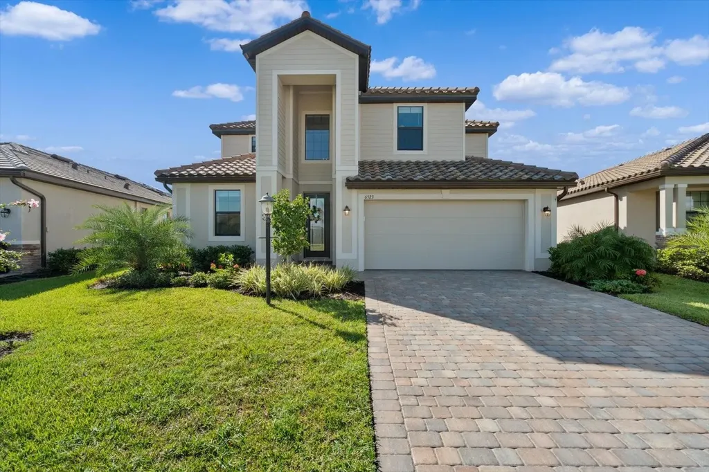 6523 Clairborne Lane Bradenton FL 34211
