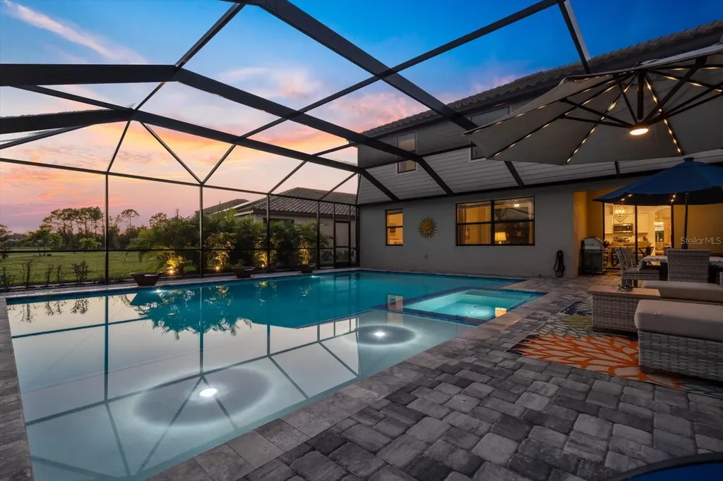 6523 Clairborne Lane Bradenton FL 34211