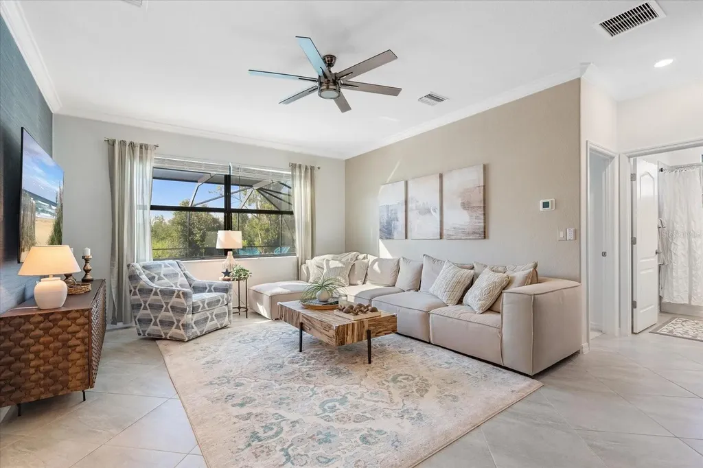 6523 Clairborne Lane Bradenton FL 34211