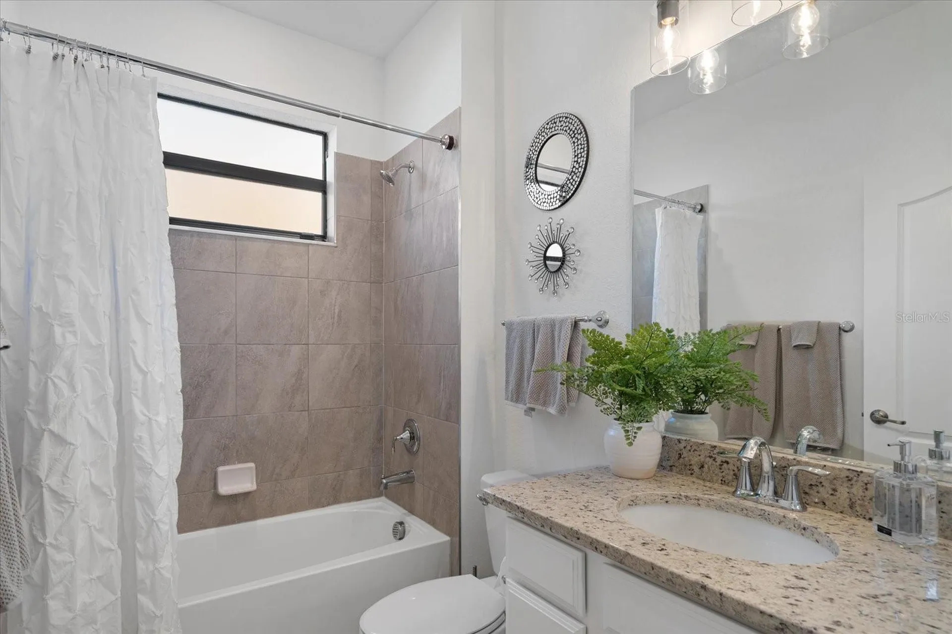6523 Clairborne Lane Bradenton FL 34211