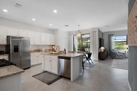 6523 Clairborne Lane Bradenton FL 34211