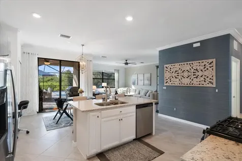 6523 Clairborne Lane Bradenton FL 34211