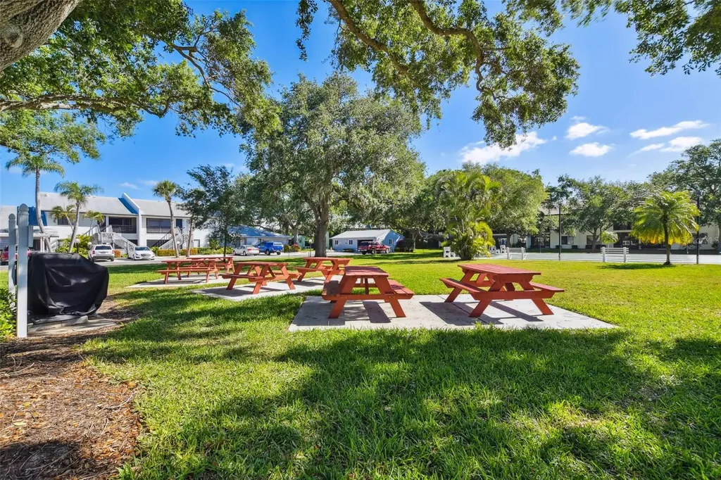 7301 29th Avenue Drive W Bradenton FL 34209