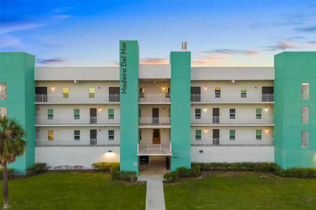 15305 1st Street E Madeira Beach FL 33708