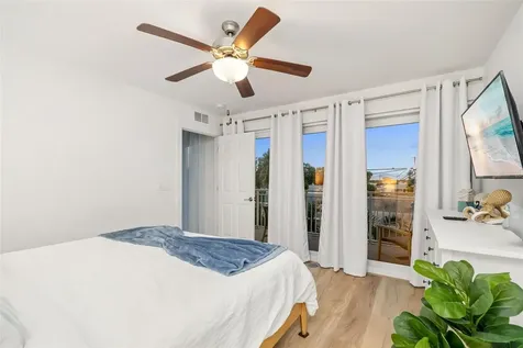 15305 1st Street E Madeira Beach FL 33708