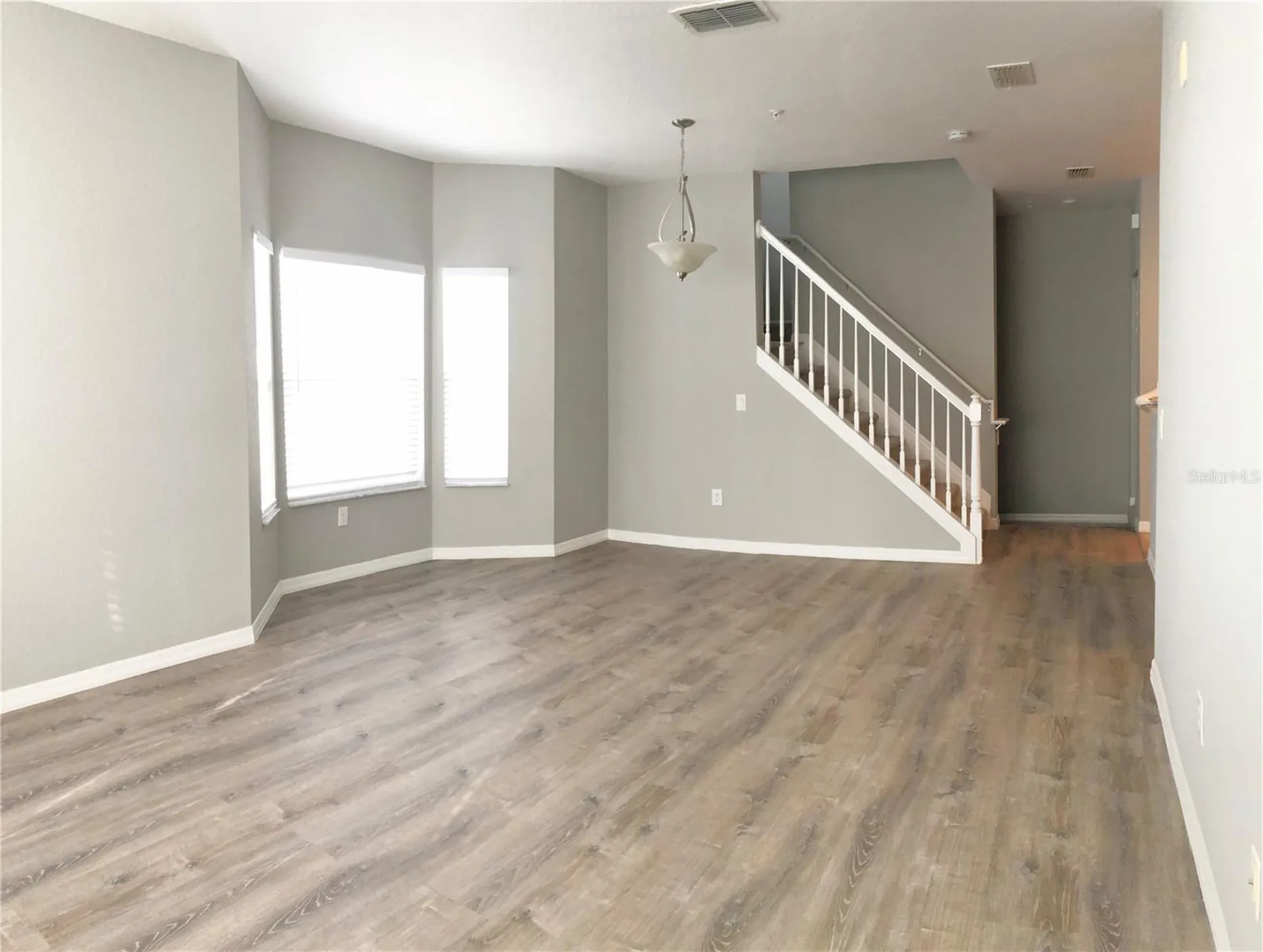 2586 Grand Central Parkway Orlando FL 32839