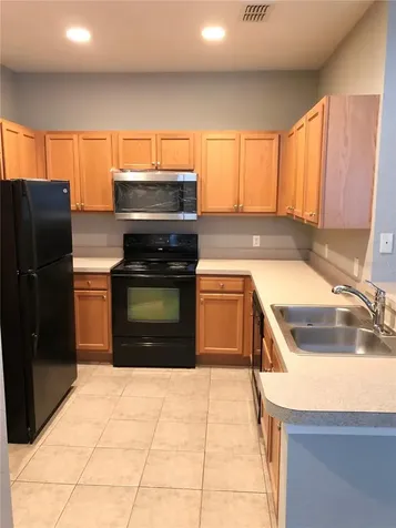 2586 Grand Central Parkway Orlando FL 32839