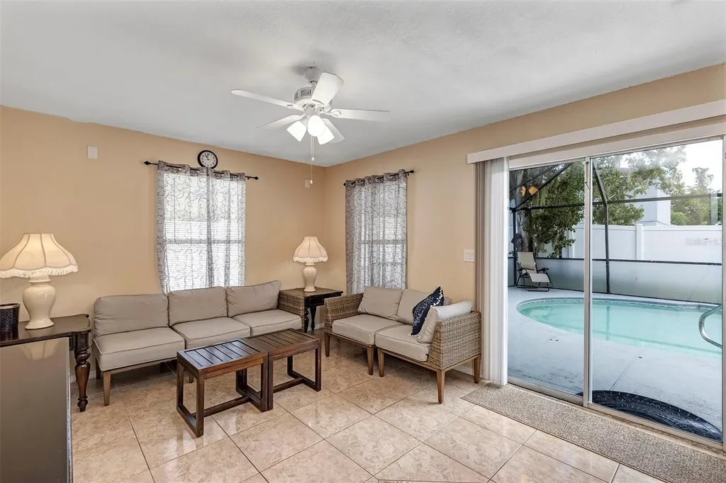819 Nelson Drive Kissimmee FL 34758