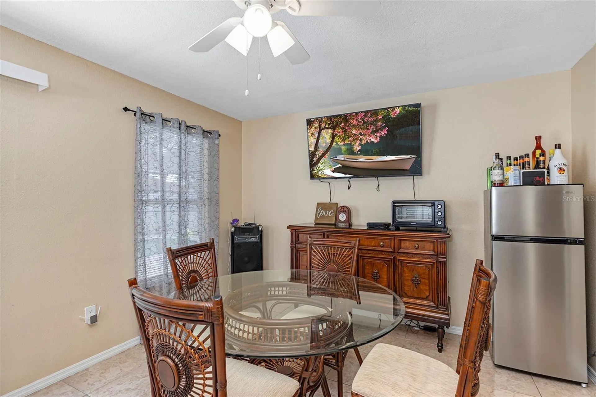 819 Nelson Drive Kissimmee FL 34758