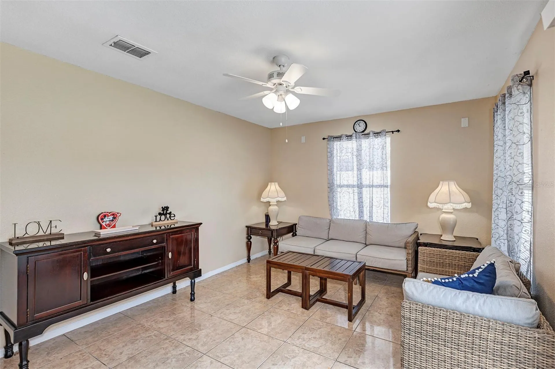 819 Nelson Drive Kissimmee FL 34758