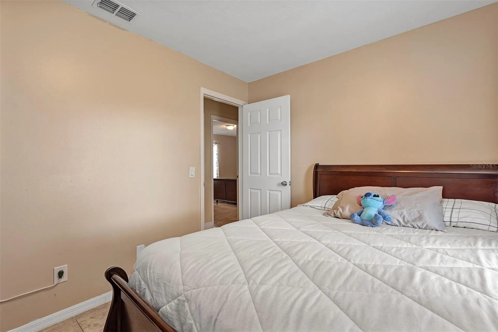 819 Nelson Drive Kissimmee FL 34758