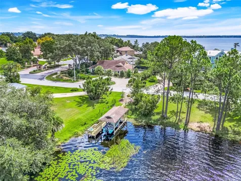 721 W Lakeshore Drive Clermont FL 34711