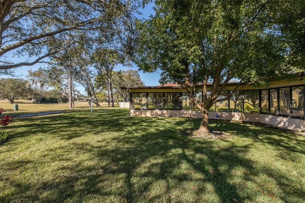 2721 Northridge Drive E Clearwater FL 33761