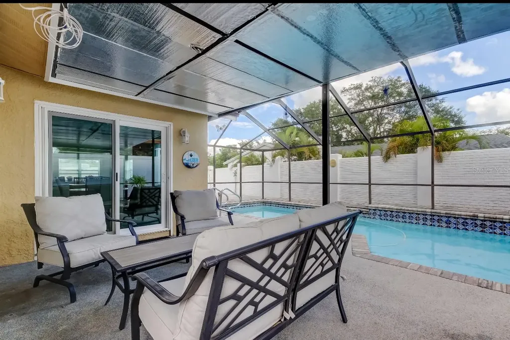 4831 Blue Jay Circle Palm Harbor FL 34683
