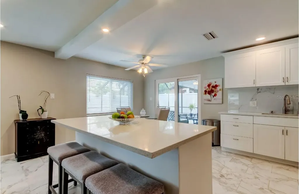 4831 Blue Jay Circle Palm Harbor FL 34683