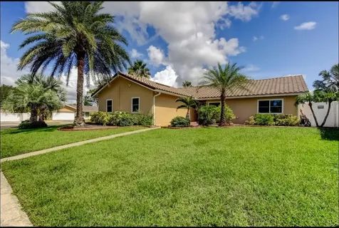 4831 Blue Jay Circle Palm Harbor FL 34683