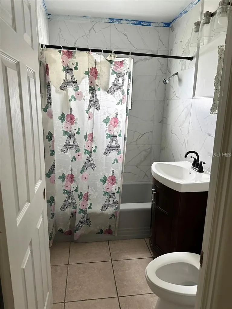 107 Dellwood Drive Kissimmee FL 34744