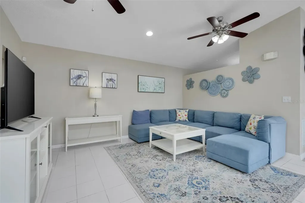 8807 Crayson Court Kissimmee FL 34747